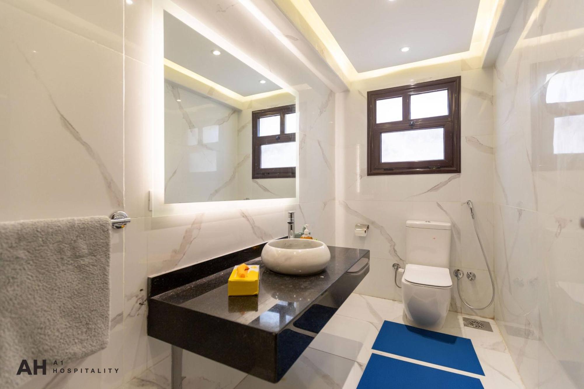 Apartment Luxurious 4br In Newcairo By A1 *